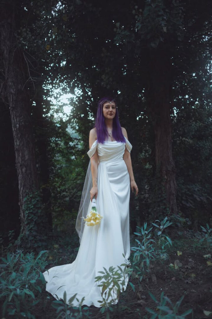Bu özel Arwen tiara modeli, Brovko Collection tarafından bridal styling, editorial çekimler ve kişiye özel tasarım anlayışıyla üretildi.